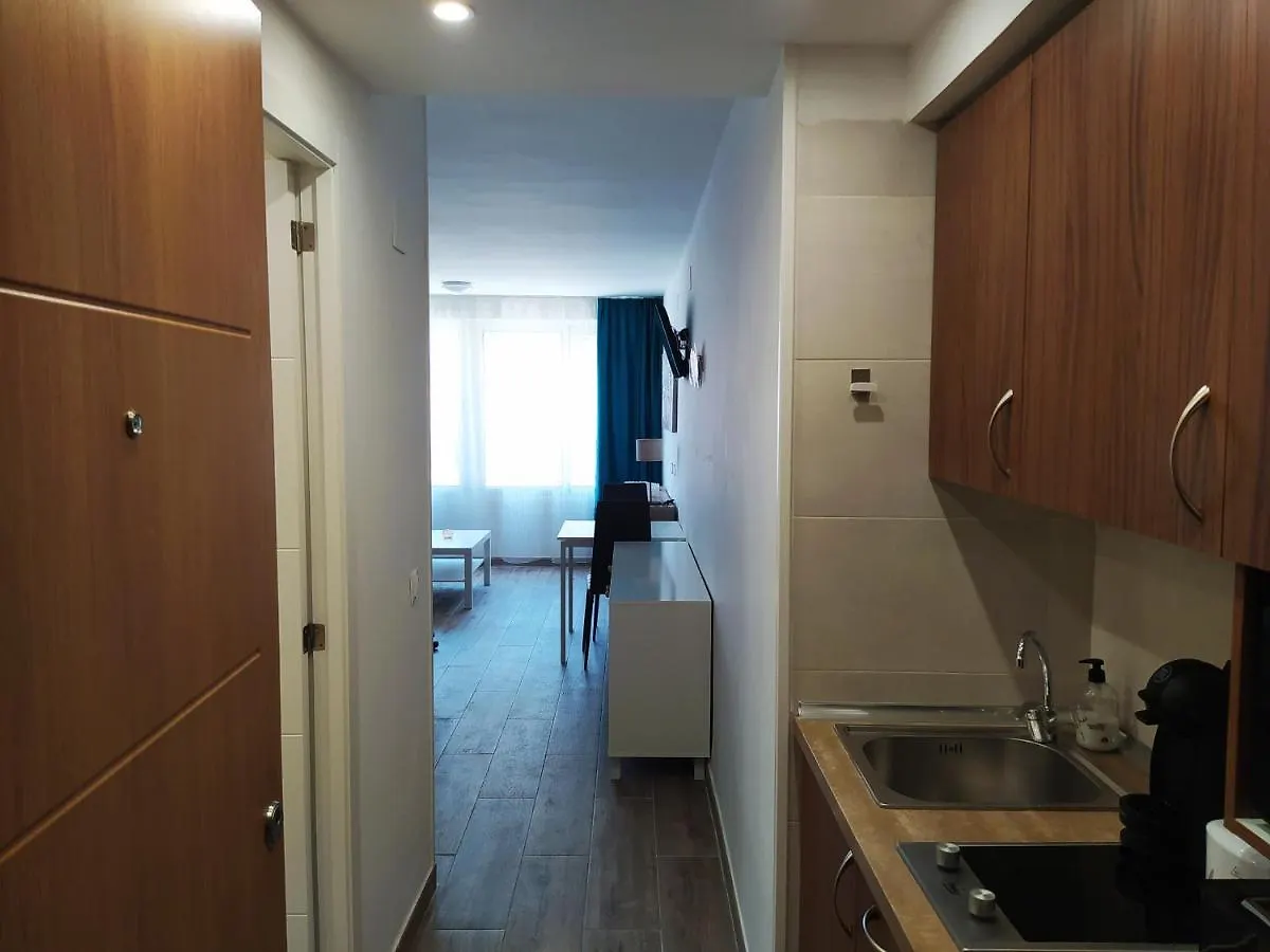 Recién reformado, Fire Stick Amazon, Wifi, 2 pers, Céntrico, 20 m Playa Appartamento Torremolinos