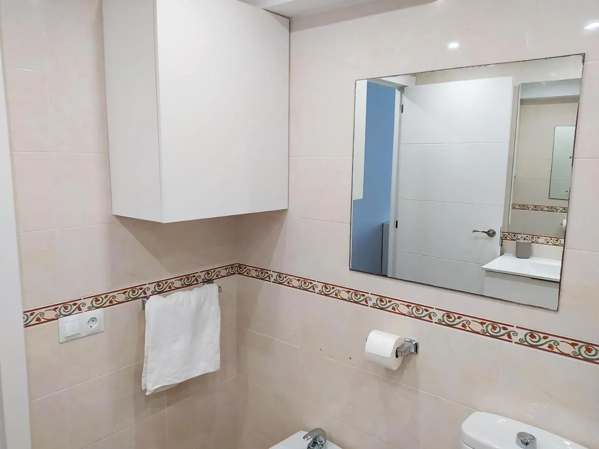Recien Reformado, Fire Stick Amazon, Wifi, 2 Pers, Centrico, 20 M Playa Apartment Torremolinos Spain